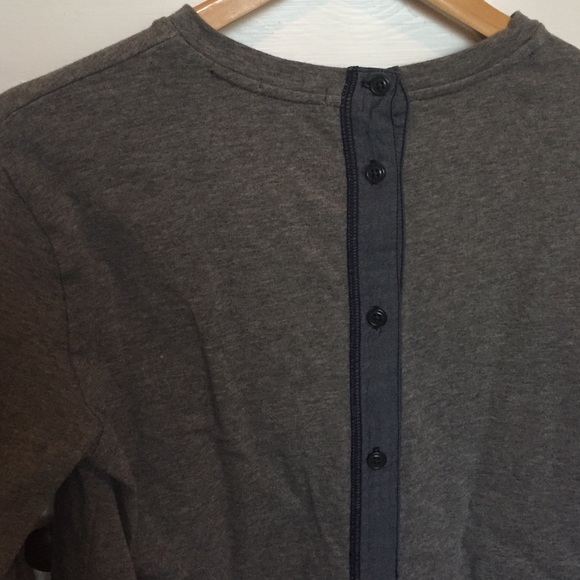 EUC Gap Gray Button Back Top Size Small