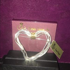 Premier jewelry gold and silver heart pin
