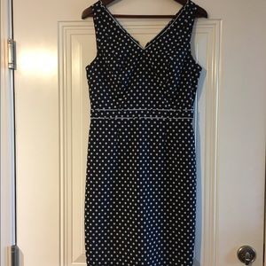 Navy/light blue polka dot sleeveless sheath dress