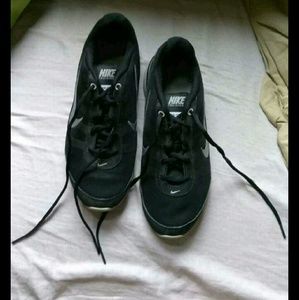 Nike training tennis shoes