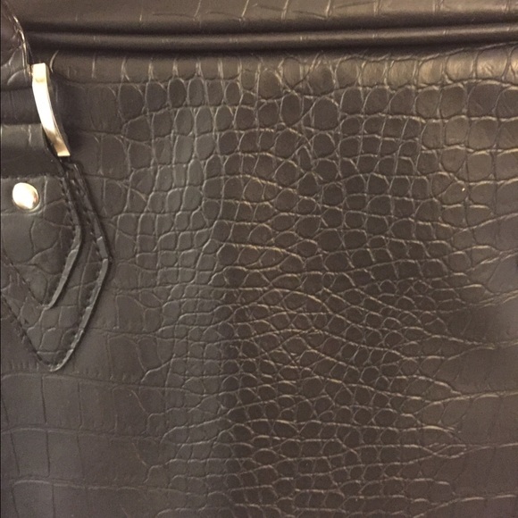 Donated Black laptop bag. - Picture 2 of 4