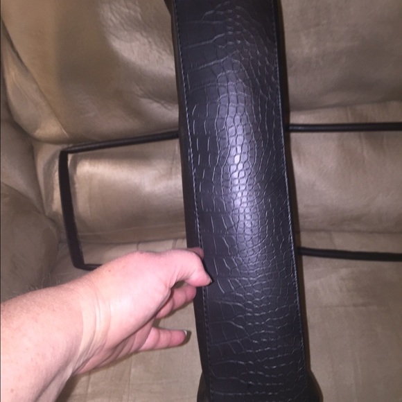 Donated Black laptop bag. - Picture 4 of 4