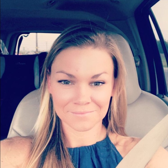 Meet your Posher, Katie - Picture 1 of 1