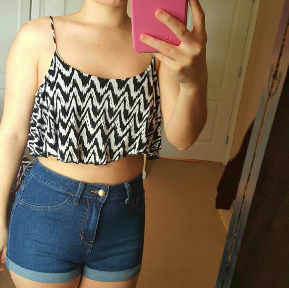 ‼MUST GO‼ Charlotte Russe Crop Top