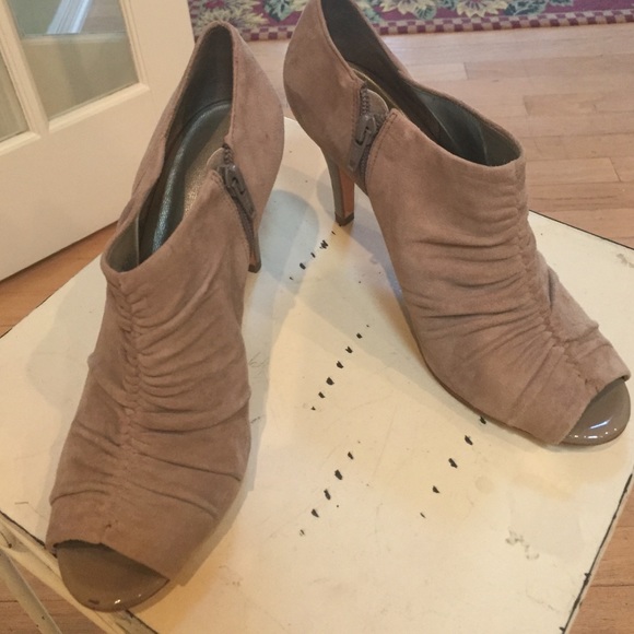 Antonio Melani booties