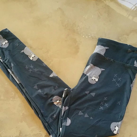 Lularoe Walrus OS Leggings NWT - Picture 2 of 2