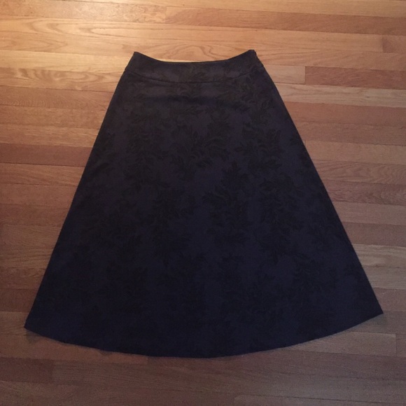 Croft and Barrow Below the Knee Skirt