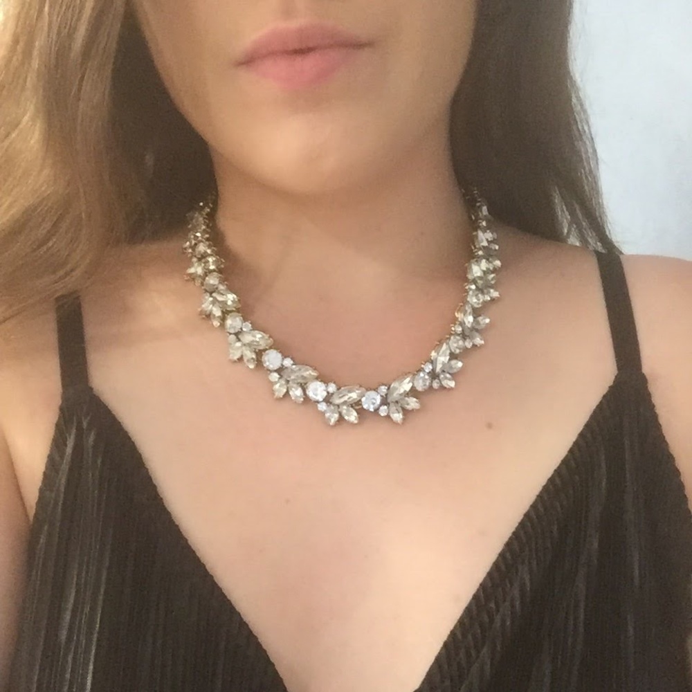 "Kennedy" Necklace || Clear Crystal Statement - Picture 5 of 10