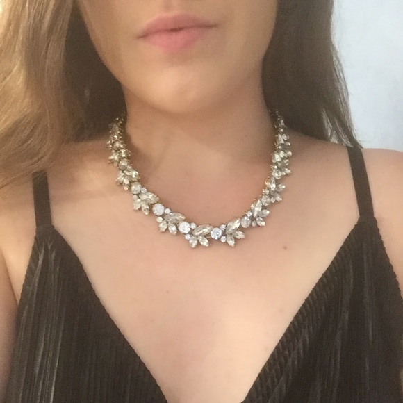 "Kennedy" Necklace || Clear Crystal Statement - Picture 5 of 10