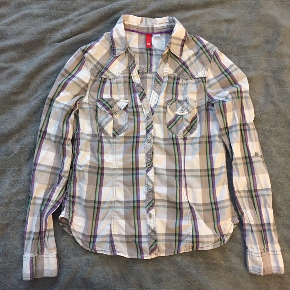 H&M Plaid Button-up