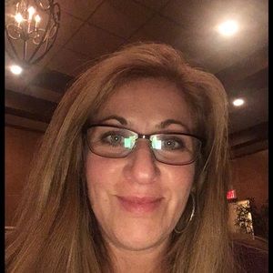 Meet your Posher, Phyllis