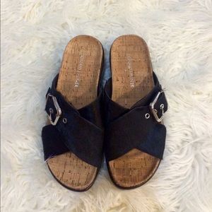 Donald Pliner sandals