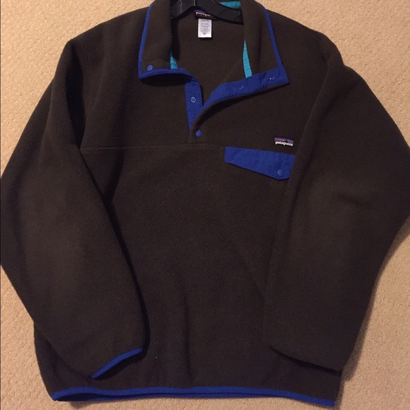 Brown and blue men's Patagonia. BARLEY WORN