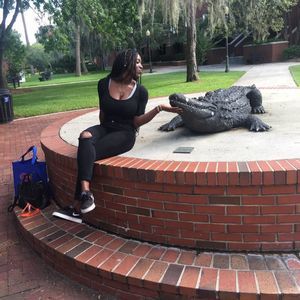 Meet your Posher, Kortney