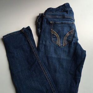 CLOSET CLOSING Hollister medium wash skinny jeans