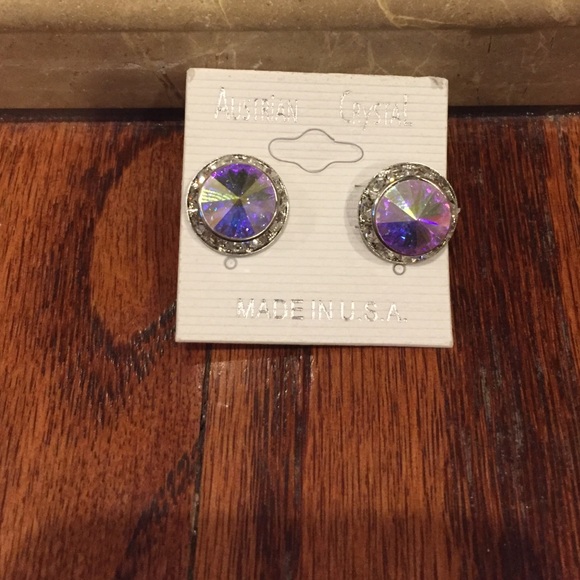 Brand New - Beautiful Earrings