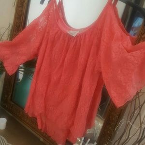 Cold shoulder Super cute crop lace shirt
