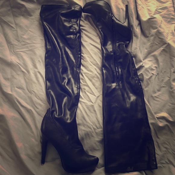 Thigh high boots - Picture 1 of 1