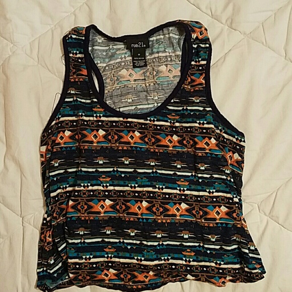 Rue 21 crop Top