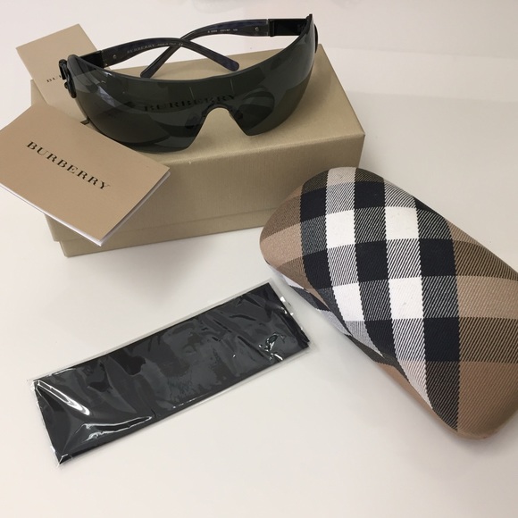 Brand Spanking New Burberry shades main image 4