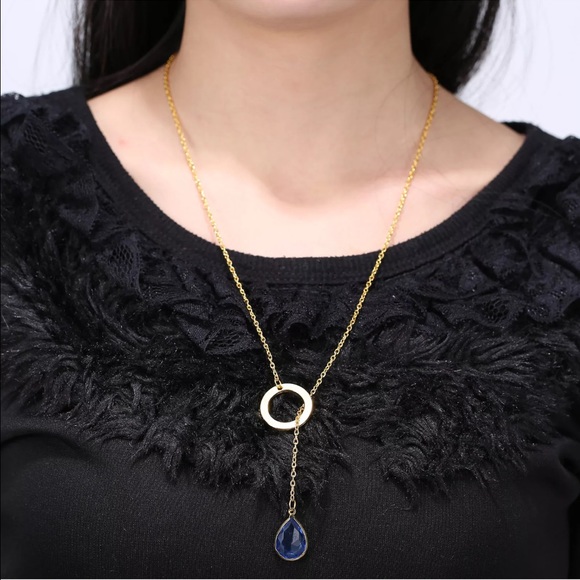 Long Chain Lariat necklace with Crystal Charm - Picture 3 of 4