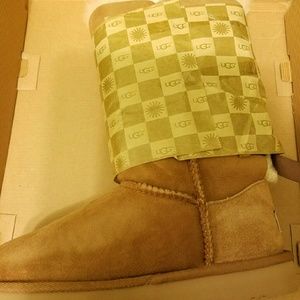 Ugg boots K Bailey Bow Tall kid size 2