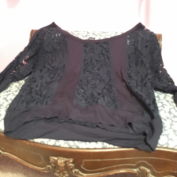 Rue 21 navy midi top