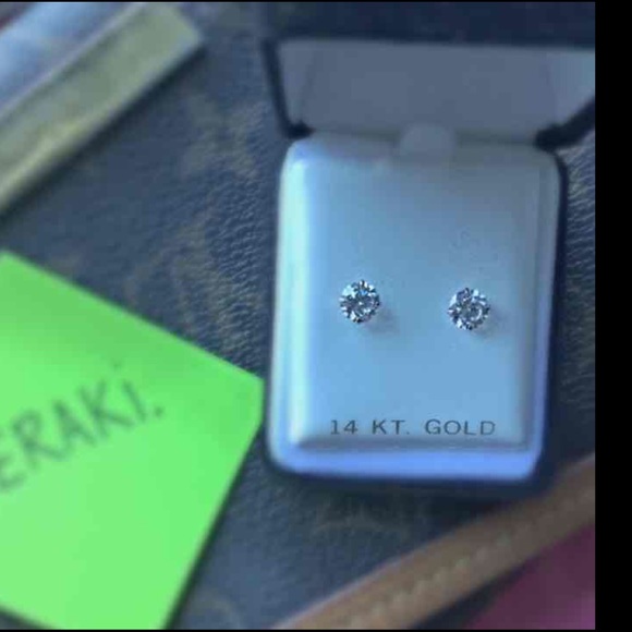 FEW LEFT💥BEST SELLER💎💟2.0CT DIAMOND 14K STUDS - Picture 2 of 4