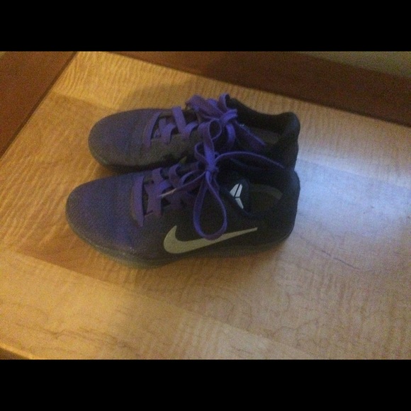 Purple Kobe XI Elite Nike Size 4 sneakers