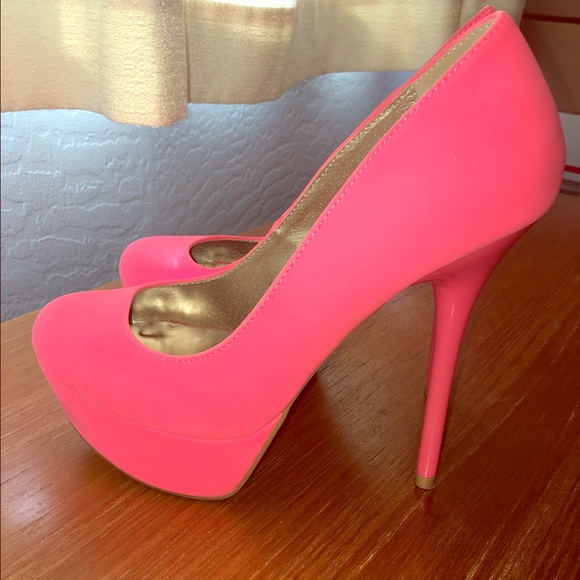 SOLD!! Qupid neon coral platform heels - size 7