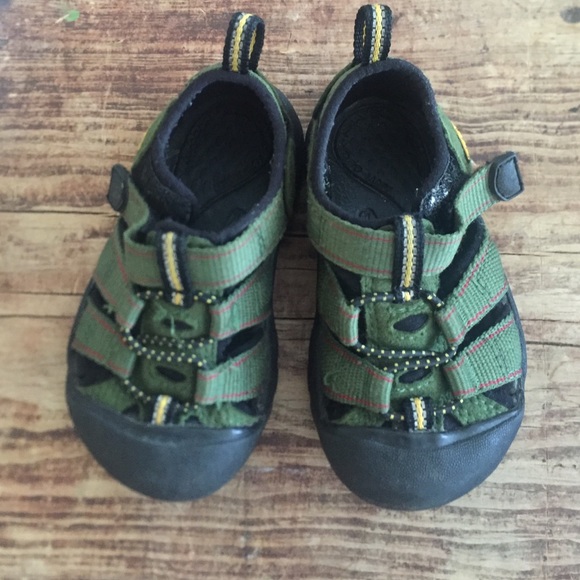 Keen toddler shoes