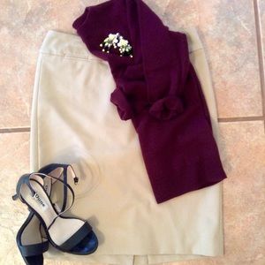 EUC light khaki Talbots pencil skirt