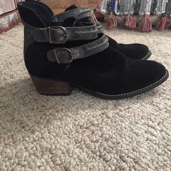🎉Steve Madden Booties🎉 - Picture 3 of 4