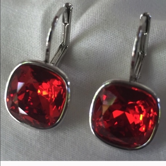 Swarovski  crystal medium earrings
