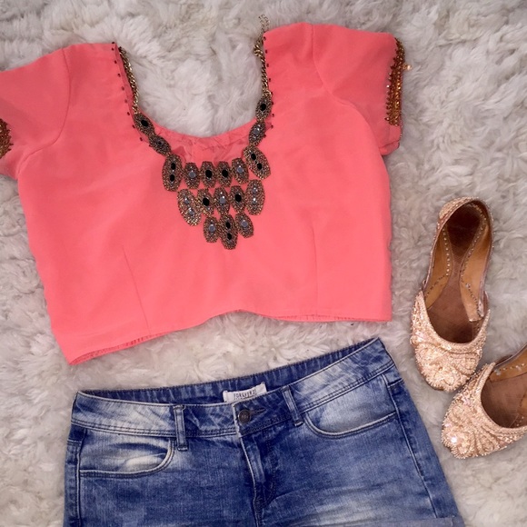 Vintage Coral Crop Top, size M - Picture 2 of 3