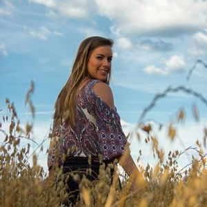 Meet your Posher, Mckenzie