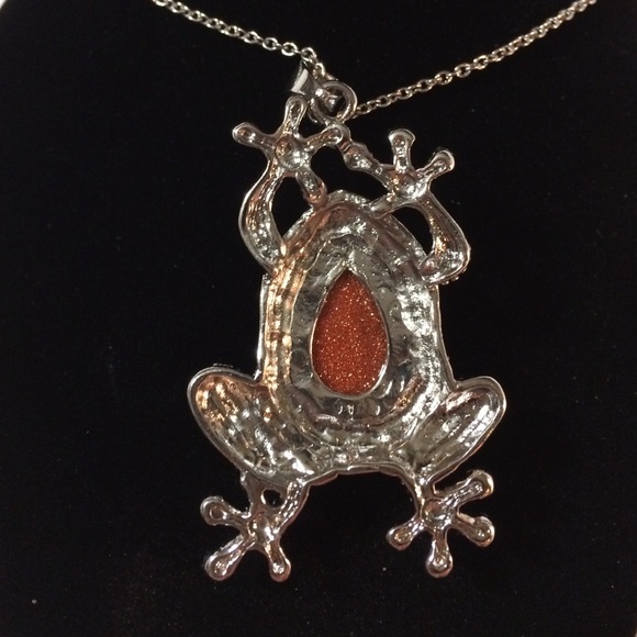 🐸FROG PENDANT N SPARKLING JASPER🐸 - Picture 2 of 2
