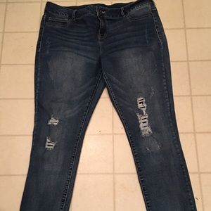 MAURICES NEW SZ XL 33/31 JEGGINGS/SKINNY