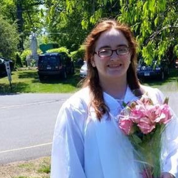 Meet your Posher, Carissa