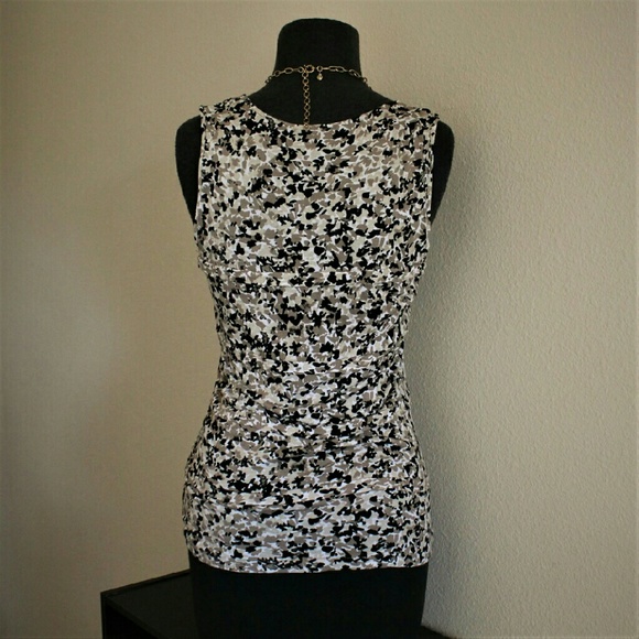 Ann Taylor Ruffled Tank - Picture 2 of 3