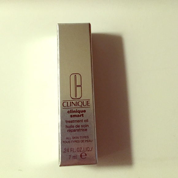 Clinique SMART treatment oil (travel size)