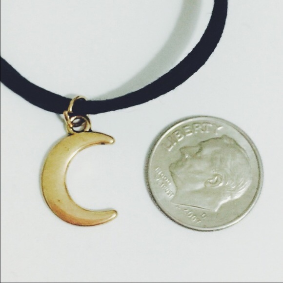 SOLD OUT 🌙 Moon Choker🌙 - Picture 2 of 3