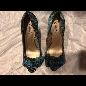 NEGOTIABLE!!! Brand new