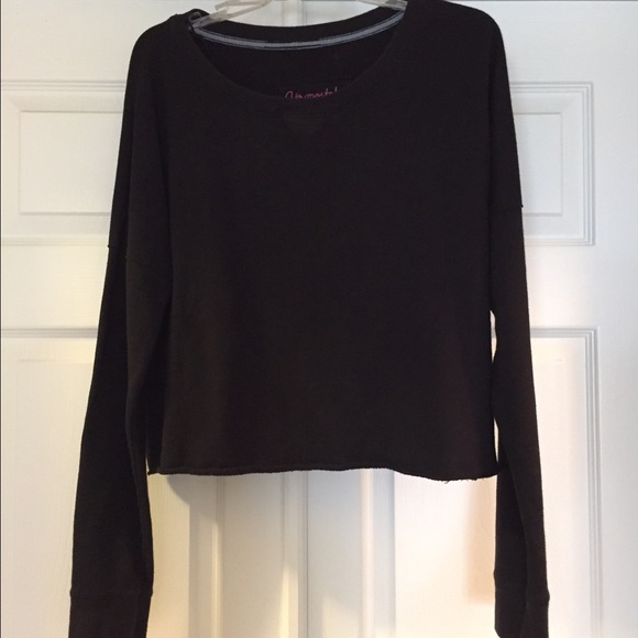 Jr's Large Aeropostale Crop Sweatshirt Black