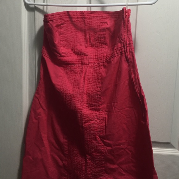 Mini summer strapless dress. So cute!