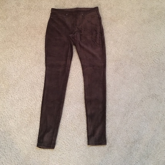 Hue Brown Cord Leggings