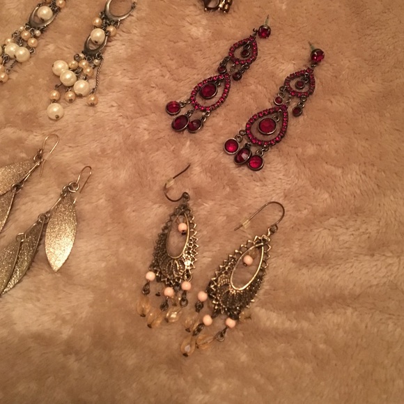 Earrings - Picture 2 of 4