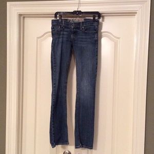 Hollister Co. 👖!!