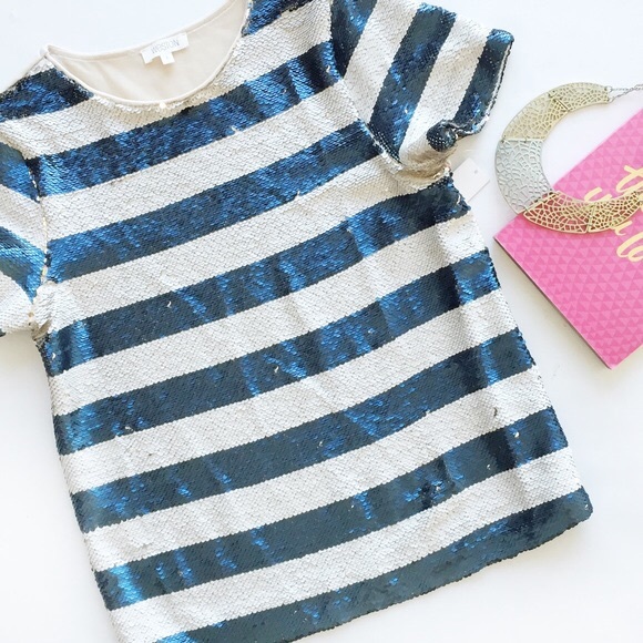 Weston Tops - ✨sold✨ Weston Kira Blue & Bone Beaded Top S