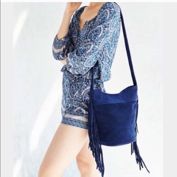 Ecote fringe bucket bag